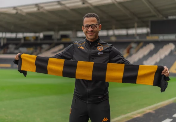 Liam+Rosenior+-+New+Contract-10